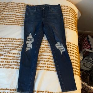 Skinny ripped American eagle jeans